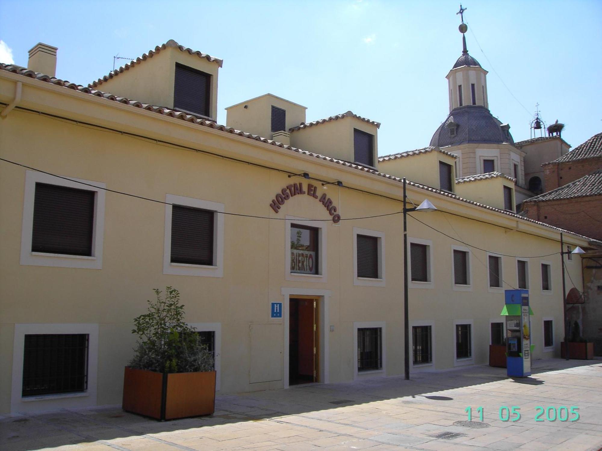 Hostal El Arco Mejorada Del Campo Exteriér fotografie