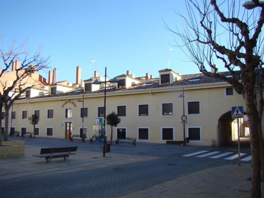 Hostal El Arco Mejorada Del Campo Exteriér fotografie